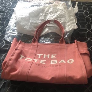 Marc Jacobs tote